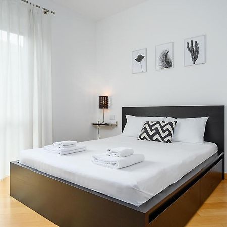 Stylish Condo Garibaldi Sempione 85M2 - Self Check-In Milán Exteriér fotografie